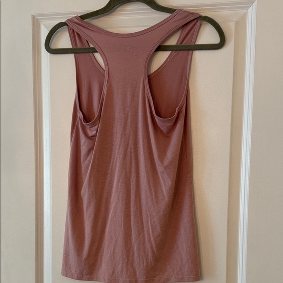 Free Fly Women’s Bamboo Motion Racerback Tank in Color Harbor Pink - Picture 5 of 6